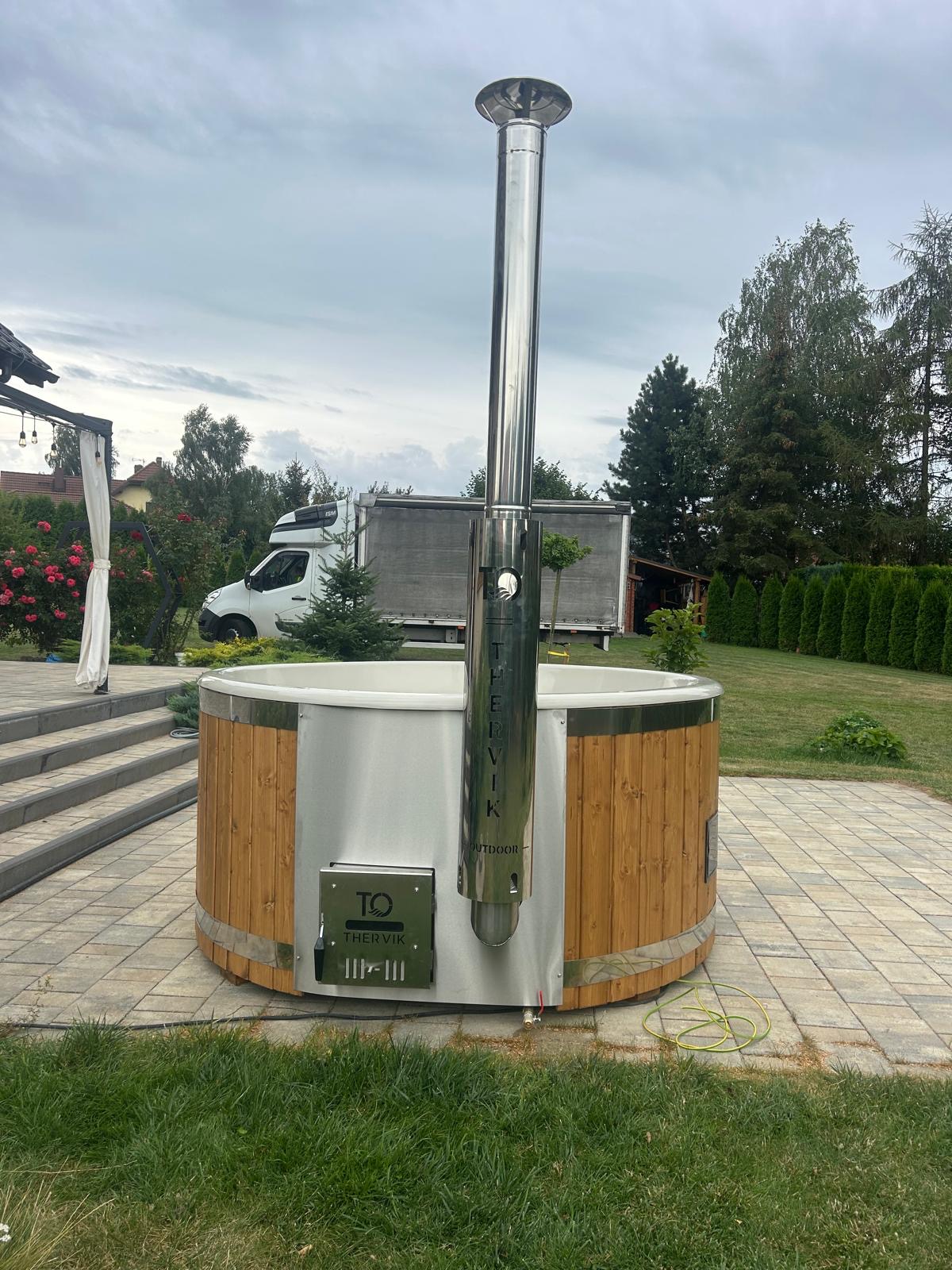 THERVIK OUTDOOR realization 7c409e7d f358 4db9 b749 0d3b9422a81a